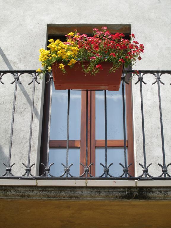브리사고발트라바글리아 La Casa Del Borgo B&B 외부 사진
