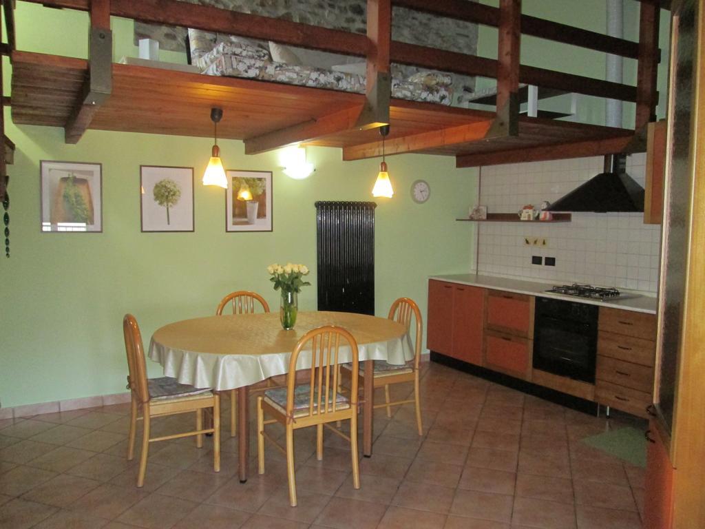 브리사고발트라바글리아 La Casa Del Borgo B&B 외부 사진