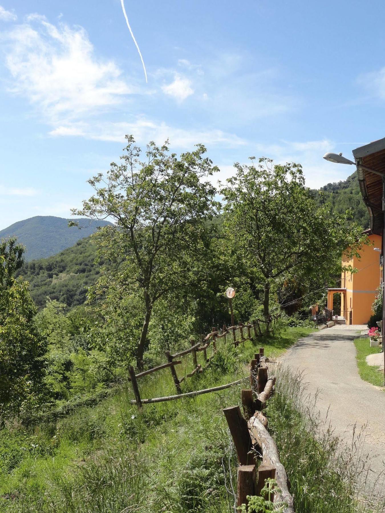 브리사고발트라바글리아 La Casa Del Borgo B&B 외부 사진